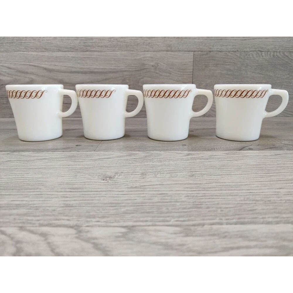 Pyrex set 709